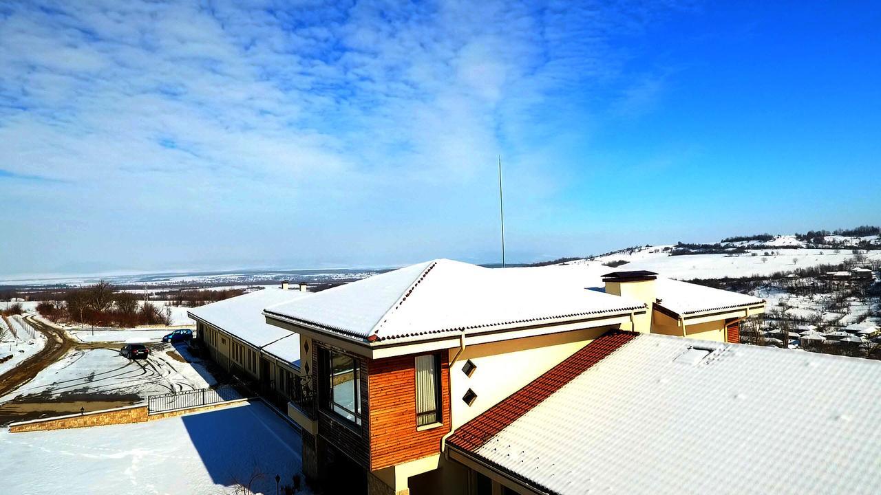 Hotel Chateau Des Bergers Тирговиште Екстер'єр фото